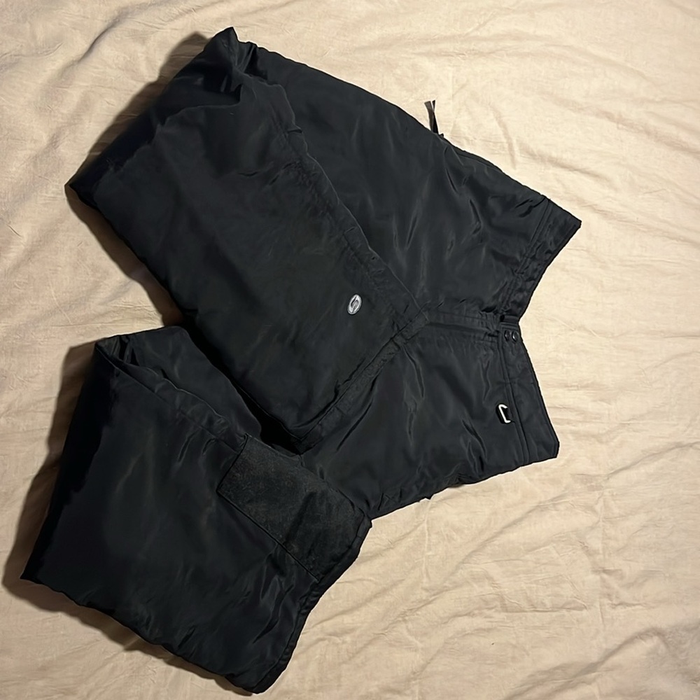Slalom Men's black snowboard, ski, cargo insulated pants Size M. EUC